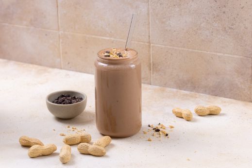 beleaf-global-recipes-teaserM-snickers-proteinshake